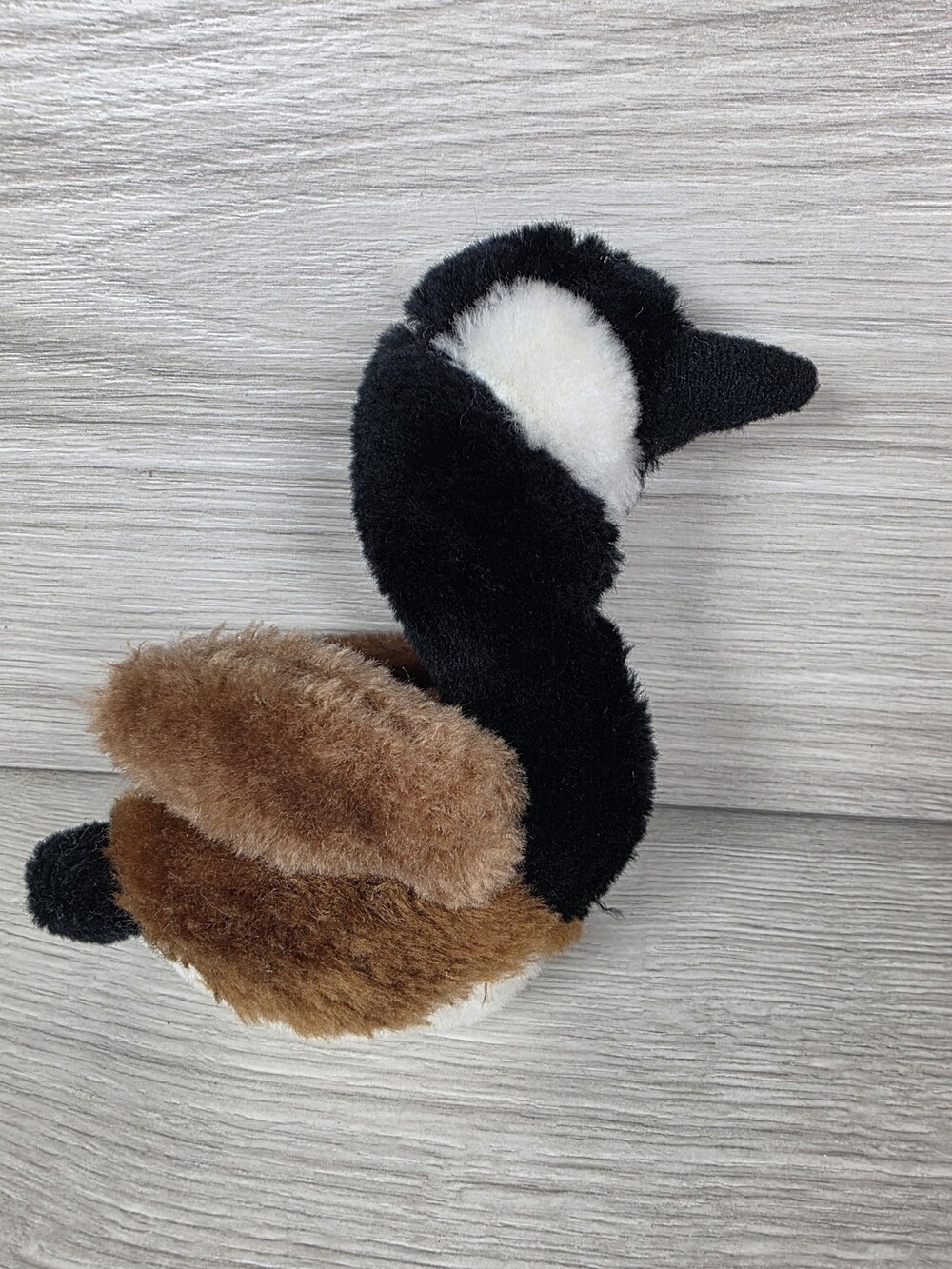 Carousel by Guy Plush Goose Bird Korea Black Vintage SU66
